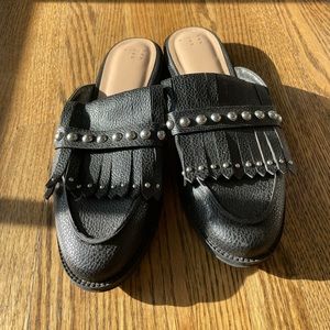Leatherette loafers